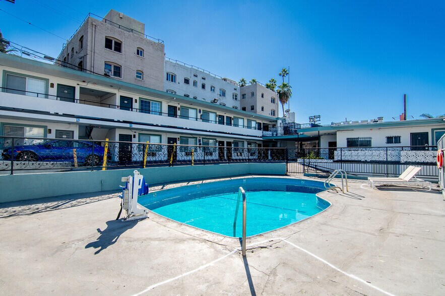More Photos Of 2025 W 3rd St, Los Angeles Hotel For Lease