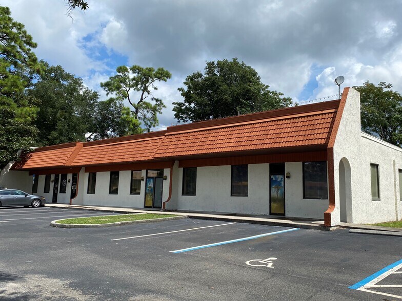 More Photos Of 4001 Confederate Point Rd, Jacksonville Medical For Sale