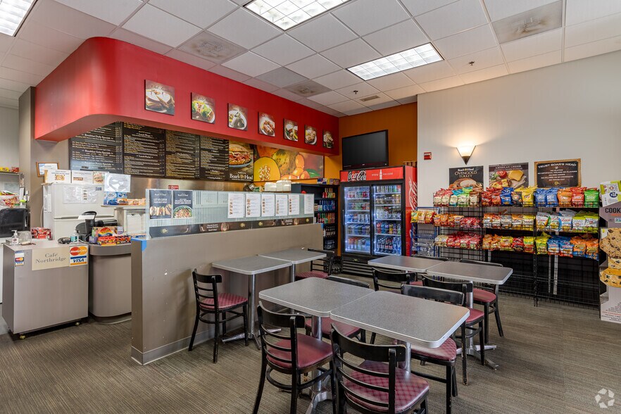 More Photos Of 375 Northridge Rd, Atlanta Unknown For Lease