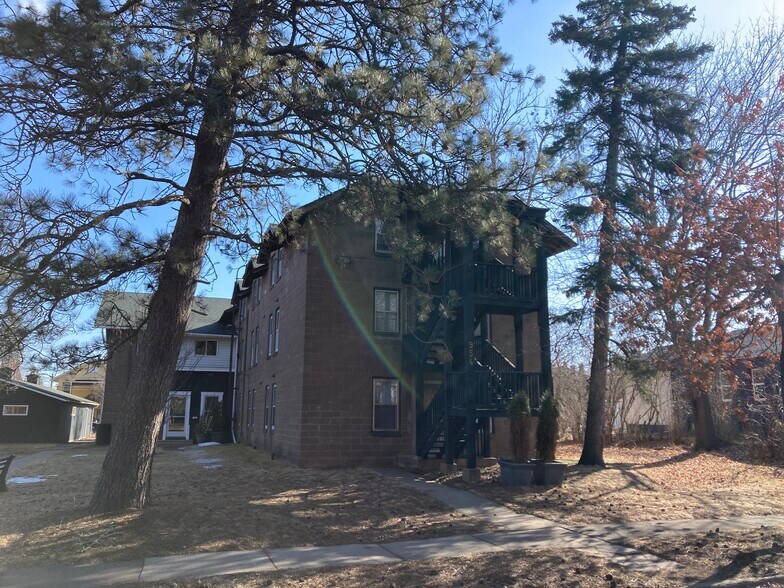 More Photos Of 930 89th Ave W, Duluth Apartments For Sale