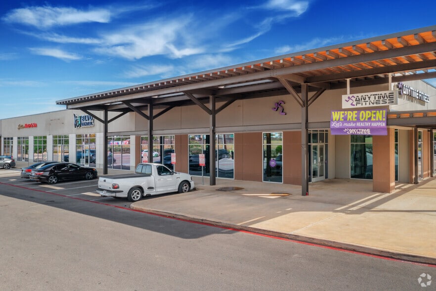 More Photos Of 5138 UTSA Blvd, San Antonio Storefront For Lease