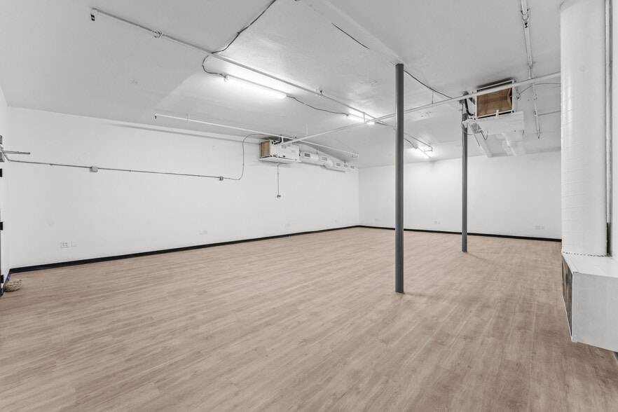 More Photos Of 3535 N Anza Rd, Palm Springs Warehouse For Lease