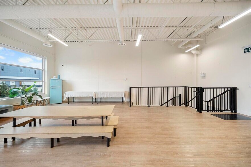 More Photos Of 19748A 86th Av, Langley Warehouse For Sale