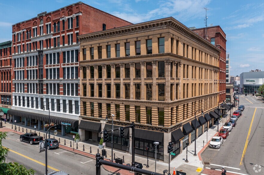 More Photos Of 250 Commercial St, Worcester Medical For Lease