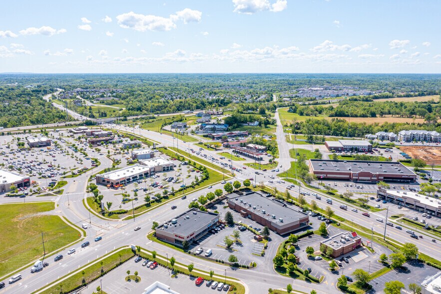 More Photos Of 12935 Shelbyville Rd, Louisville Storefront For Lease