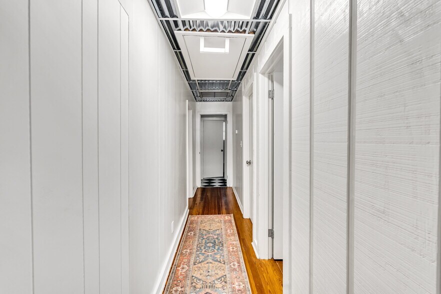More Photos Of 372 Ahern St, Atlantic Beach Loft Creative Space For Sale