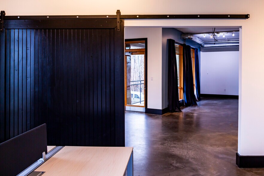 More Photos Of 319 Atlanta St SE, Marietta Office For Lease