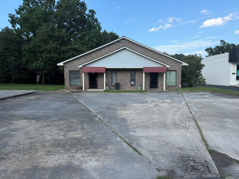 More Photos Of 131 & 133 Red Bank Road, Goose Creek Loft Creative Space For Lease
