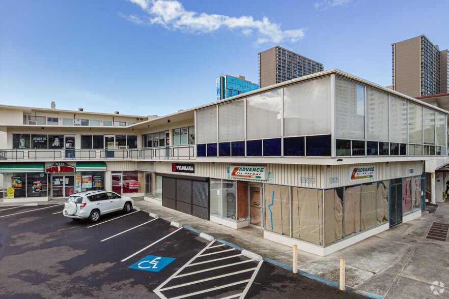 More Photos Of 1365 Nuuanu Ave, Honolulu Storefront Retail Office For Sale