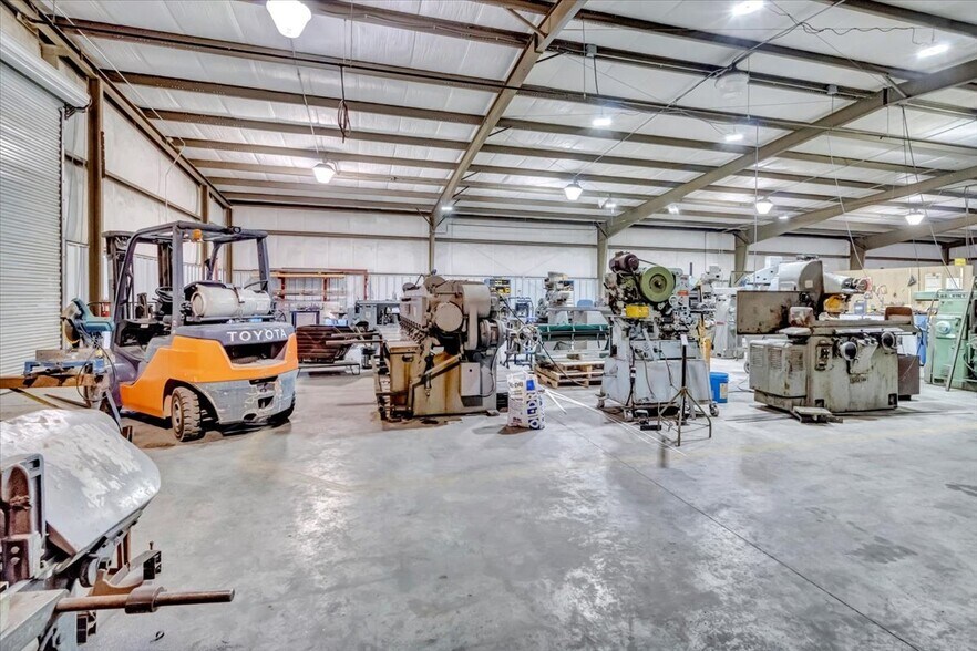 More Photos Of 438 Sardis Church Rd, Moultrie Industrial For Sale