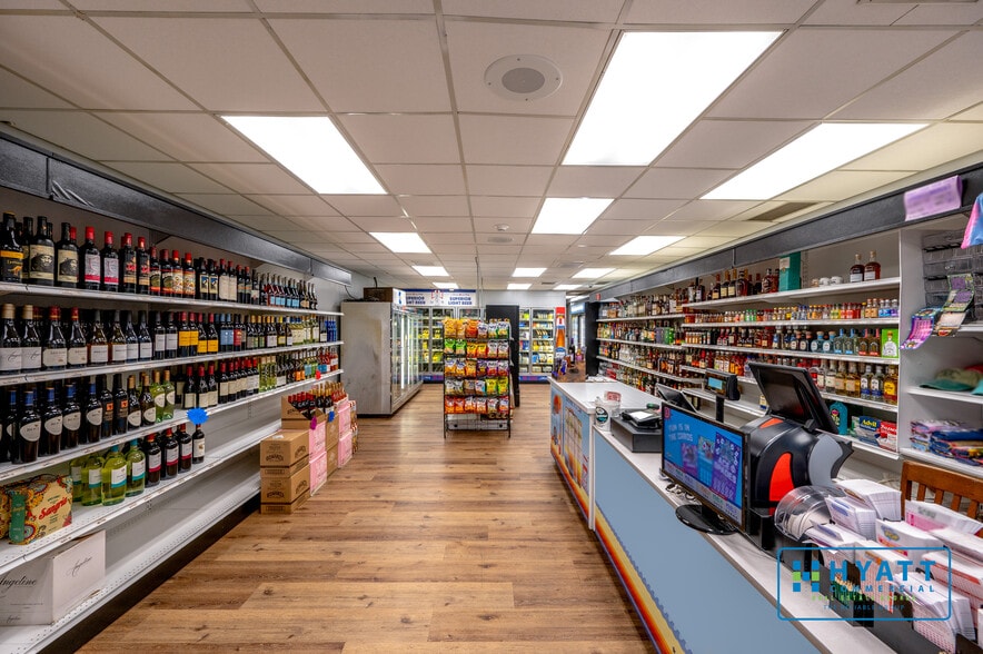 More Photos Of 625 Greenway Rd, Glen Burnie Restaurant For Sale