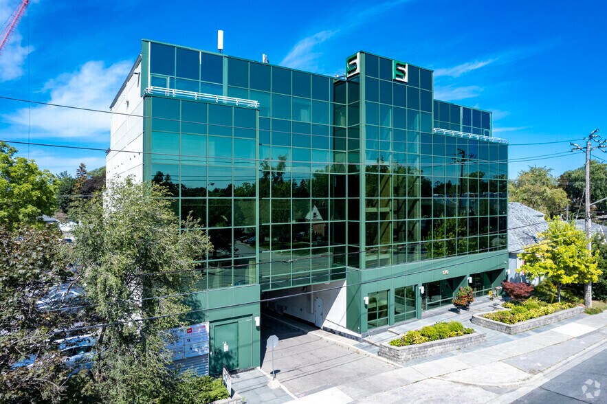 More Photos Of 170 Sheppard Ave E, Toronto Office For Lease