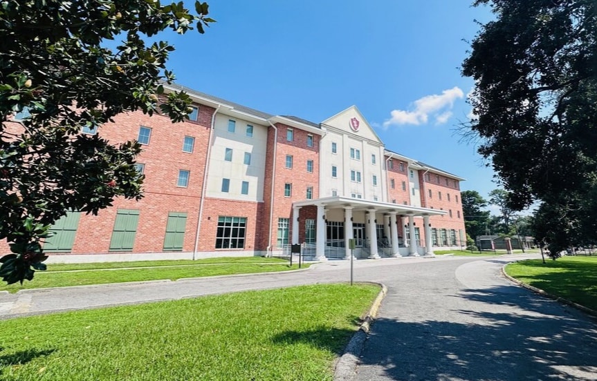 Primary Photo Of 4117 Woodland Dr, New Orleans Dormitory For Sale
