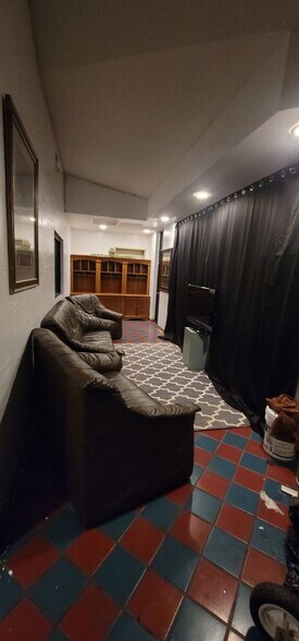 More Photos Of 6572 River Park Dr, Riverdale Coworking Space