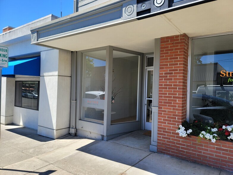 More Photos Of 135 Matheson St, Healdsburg Medical For Lease
