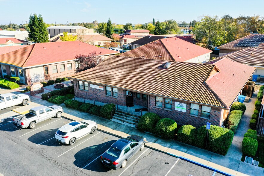 More Photos Of 1215 Plumas St, Yuba City Medical For Lease
