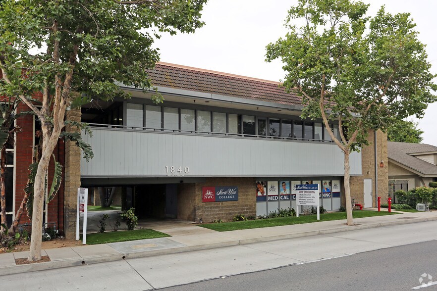 More Photos Of 1840 E 17th St, Santa Ana Office For Lease