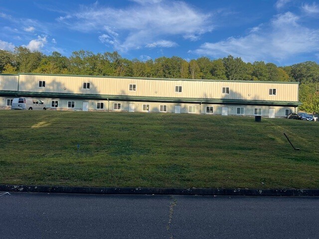 Primary Photo Of 5 Morse Rd, Oxford Warehouse For Lease