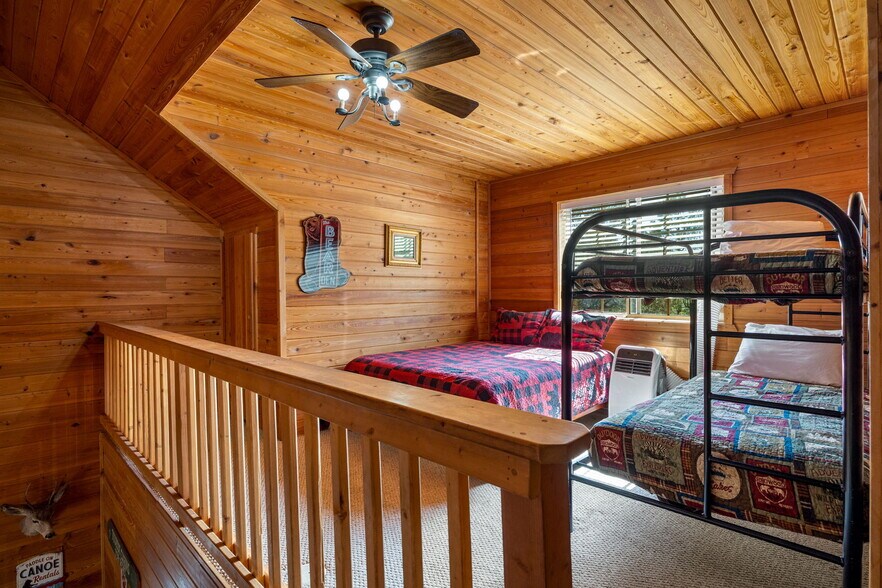 More Photos Of 1022 S Hunter Creek Dr, Payson Hotel For Sale