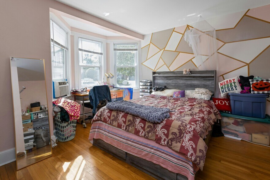 More Photos Of 45 Pleasant St, Stamford Apartments For Sale