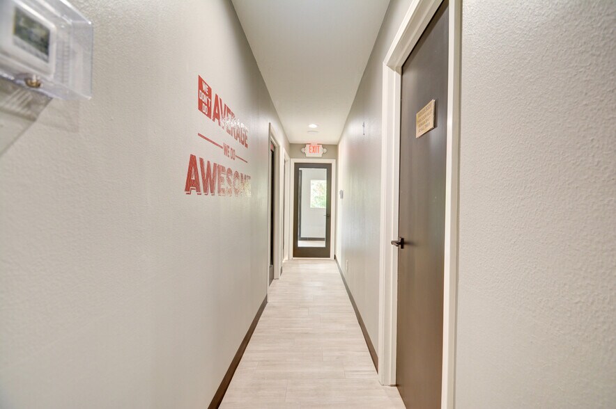 More Photos Of 26615 Oak Ridge Dr, The Woodlands Office For Lease