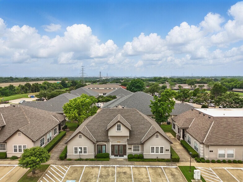 More Photos Of 5152 Village Creek Dr, Plano Office For Lease