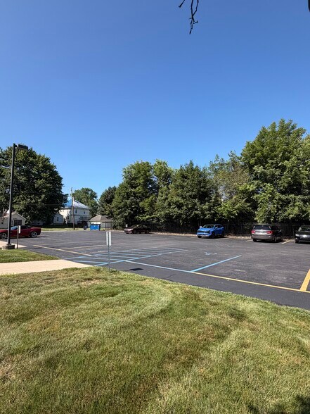 More Photos Of 502 Henry St, New Haven Office For Sale
