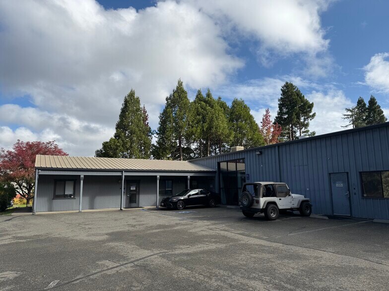 More Photos Of 6048 Enterprise Dr, Diamond Springs Flex For Sale