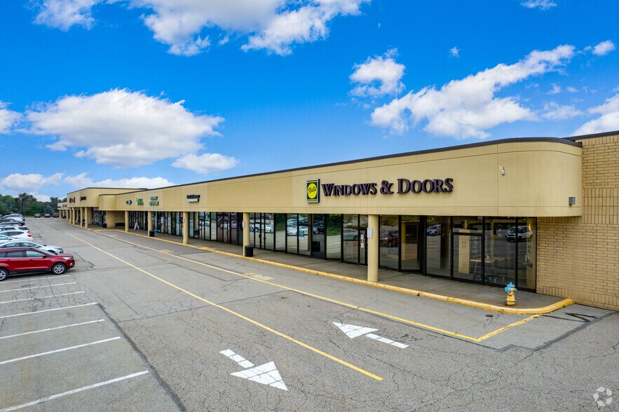 More Photos Of 2644 Mosside Blvd, Monroeville Unknown For Lease