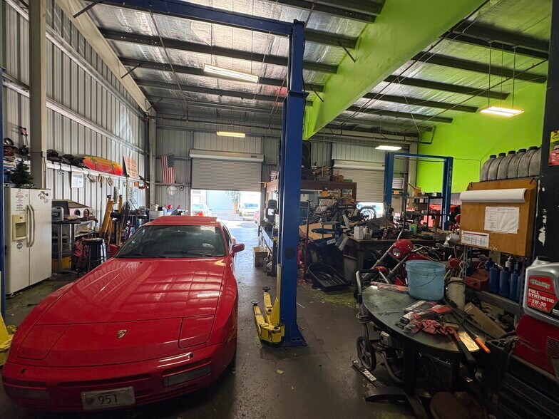 More Photos Of 178 Kupuohi St, Lahaina Warehouse For Sale