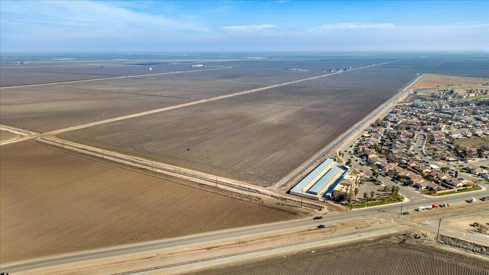 More Photos Of 9460 S Yuba Ave, San Joaquin Land For Sale