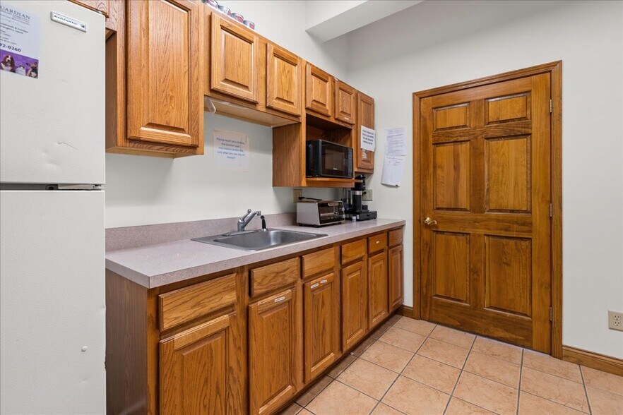 More Photos Of 100 Egbertson Rd, Campbell Hall Loft Creative Space For Lease