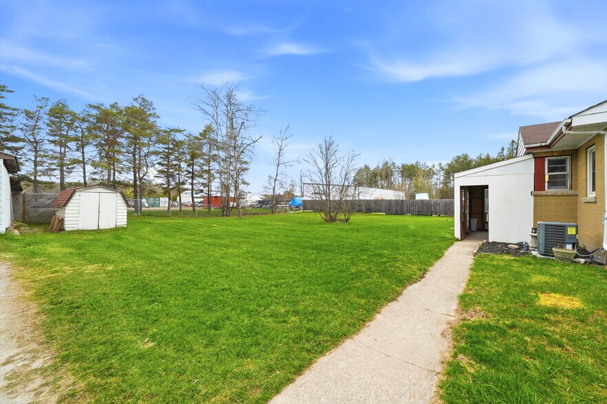 More Photos Of 4142 Stewarts Ln, Severn Flex For Sale