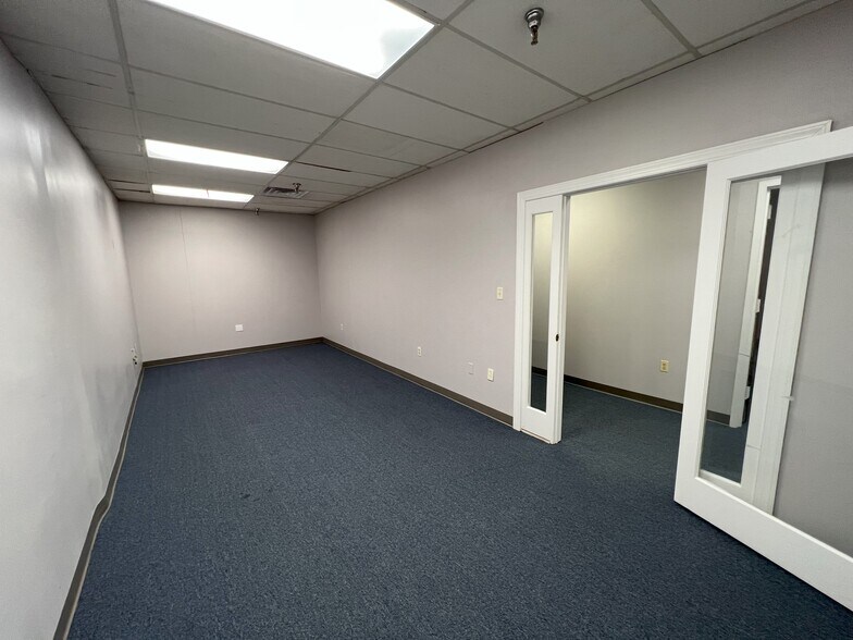 More Photos Of 3706 Crondall Ln, Owings Mills Flex For Lease