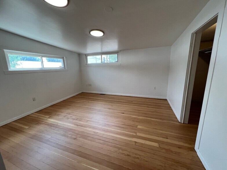 More Photos Of 5765 S Curtice St, Littleton Storefront Retail Residential For Lease