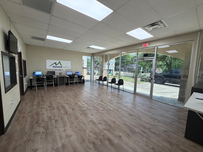 More Photos Of 901 N Sylvania Ave, Fort Worth Freestanding For Sale
