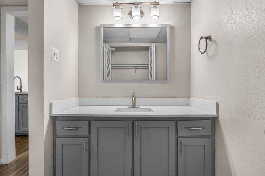 More Photos Of 1045 S San Jose St, Mesa Apartments For Sale