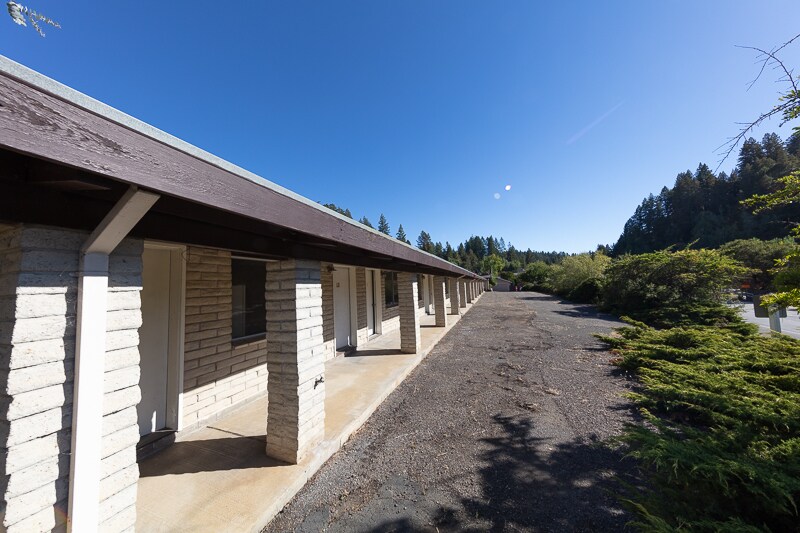 More Photos Of 3786 Hill St, Occidental Hotel For Sale