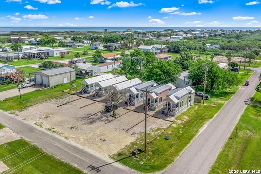 Primary Photo Of 702 8th St, Port Lavaca Manufactured Housing Mobile Home Park For Sale