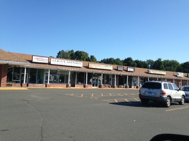 More Photos Of 585 Hazard Ave, Enfield Freestanding For Lease
