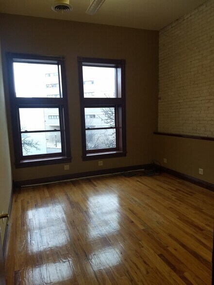 More Photos Of 106 E Doty St, Madison Office For Lease