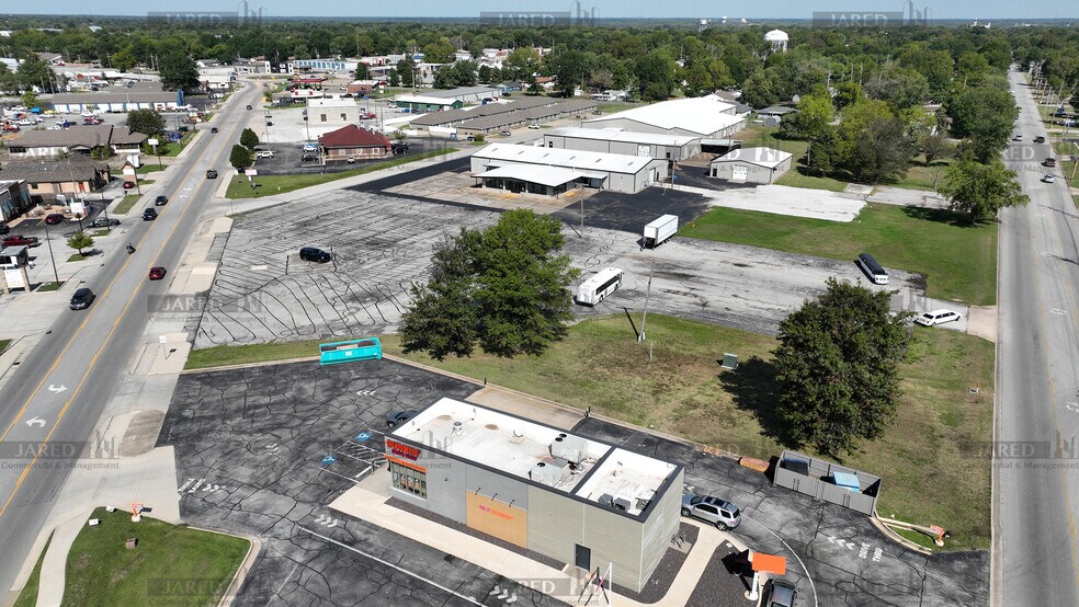 More Photos Of Grand Ave and Fairlawn Ave, Carthage Land For Lease