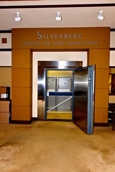 More Photos Of 32699 US Highway 19 N, Palm Harbor Freestanding For Lease