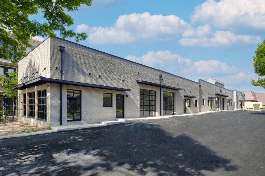 More Photos Of 5602 Clay Ave, Austin Loft Creative Space For Lease