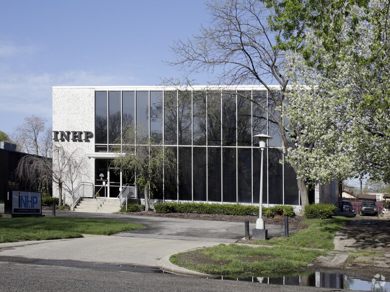 More Photos Of 3550 N Washington Blvd, Indianapolis Medical For Lease