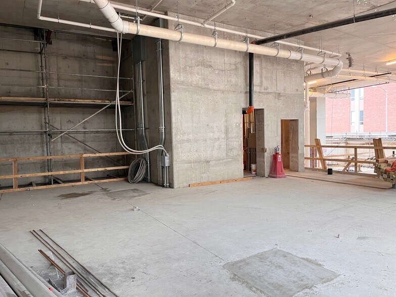 More Photos Of 313 W 17th St, Austin Apartments For Sale