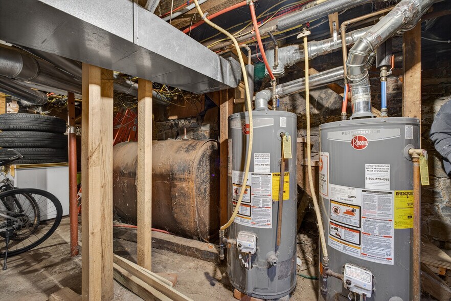 More Photos Of 1379 Chapel St, New Haven Storefront Retail Residential For Sale