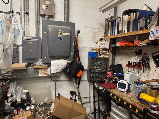 More Photos Of 714 New Bridge St, Jacksonville Storefront For Lease