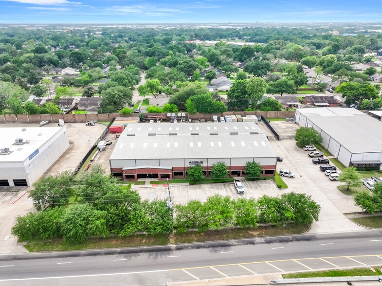 More Photos Of 11801 S Sam Houston Pky W, Houston Warehouse For Sale