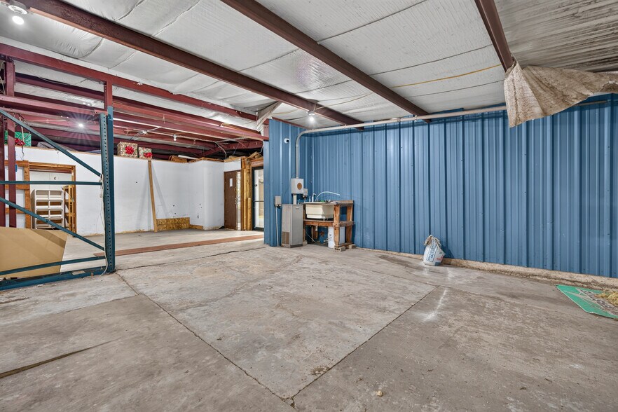 More Photos Of 479247 US Highway 64, Roland Warehouse For Sale